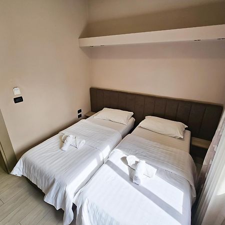 Sunflower Twin Room Tirana Exterior photo